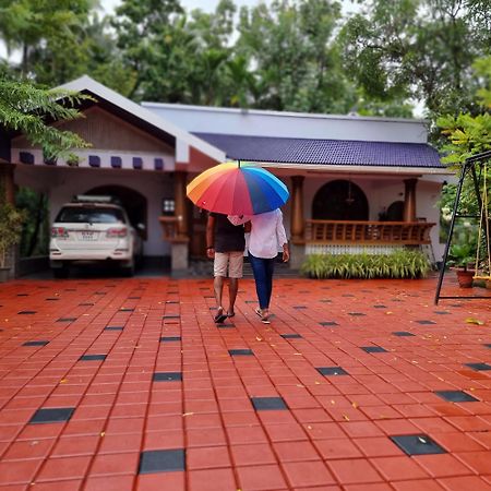 Serenity Villa And Treehouse Palakkad Esterno foto