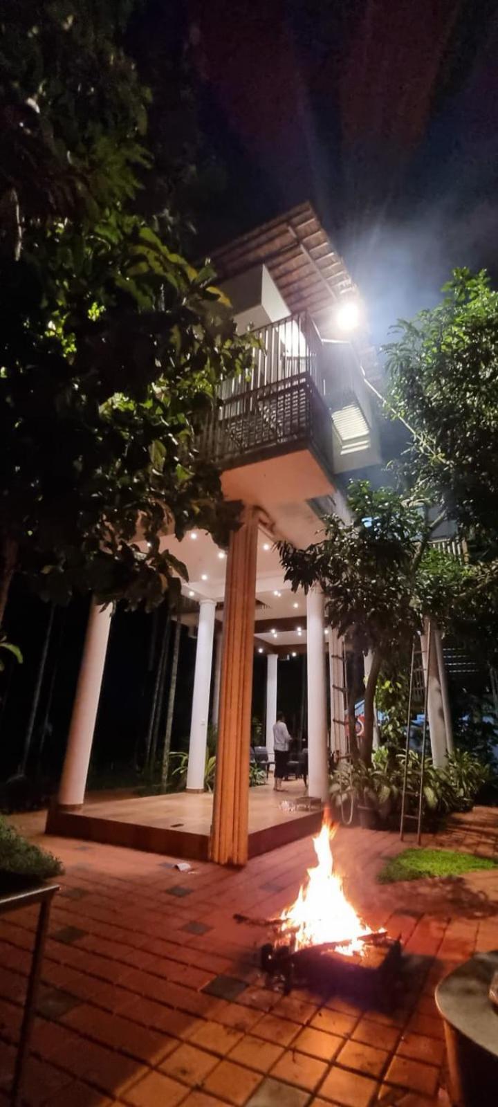 Serenity Villa And Treehouse Palakkad Esterno foto